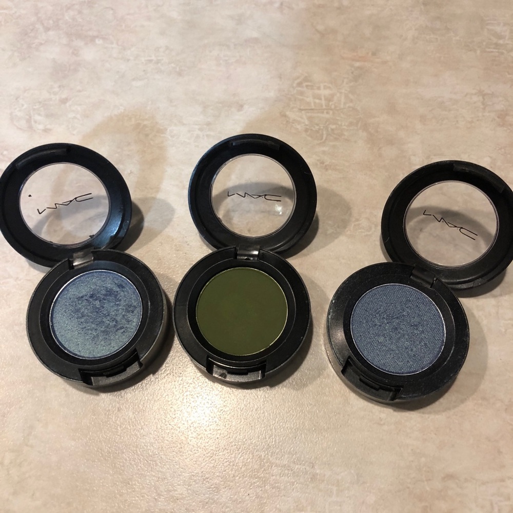 MAC eye makeup !